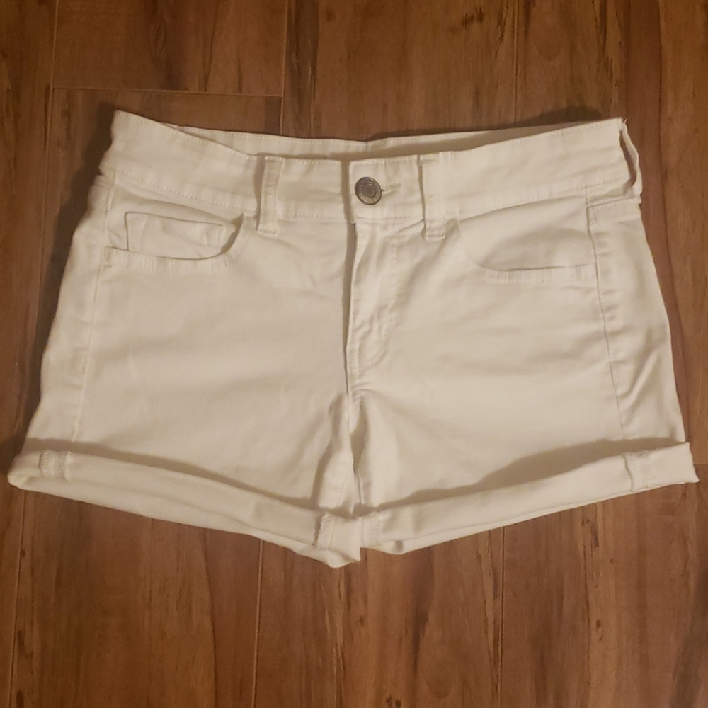 AE white shorts